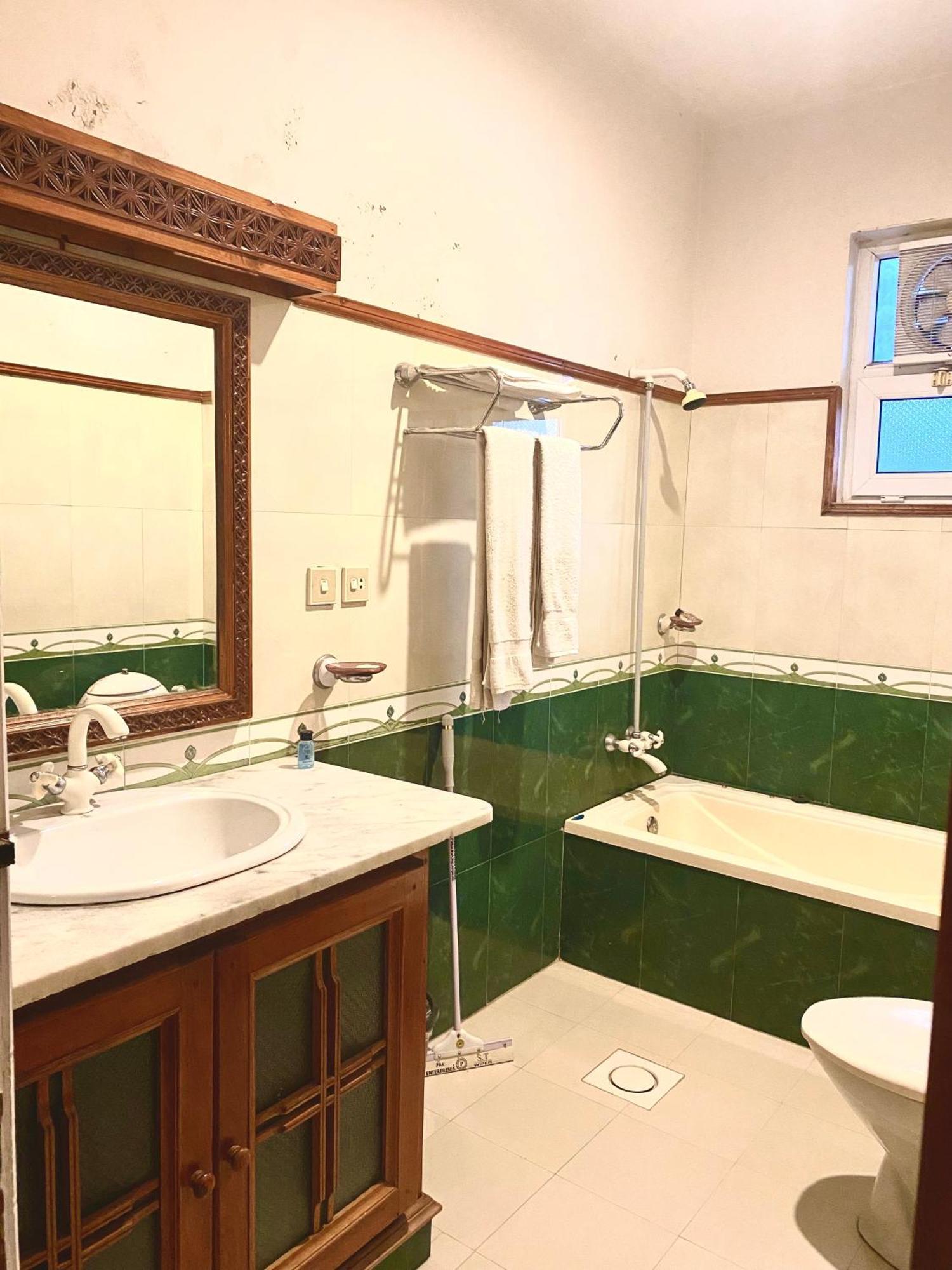 Rock City Resort Saidu Sharif Eksteriør billede