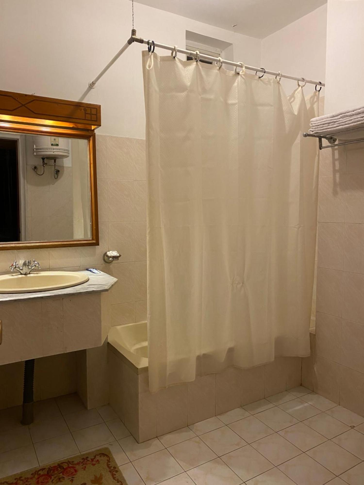 Rock City Resort Saidu Sharif Eksteriør billede